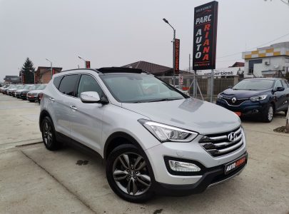 Hyundai Santa Fe 2,2 d ,An Fab.2014,7 LOCURI,Pret 15.900 euro